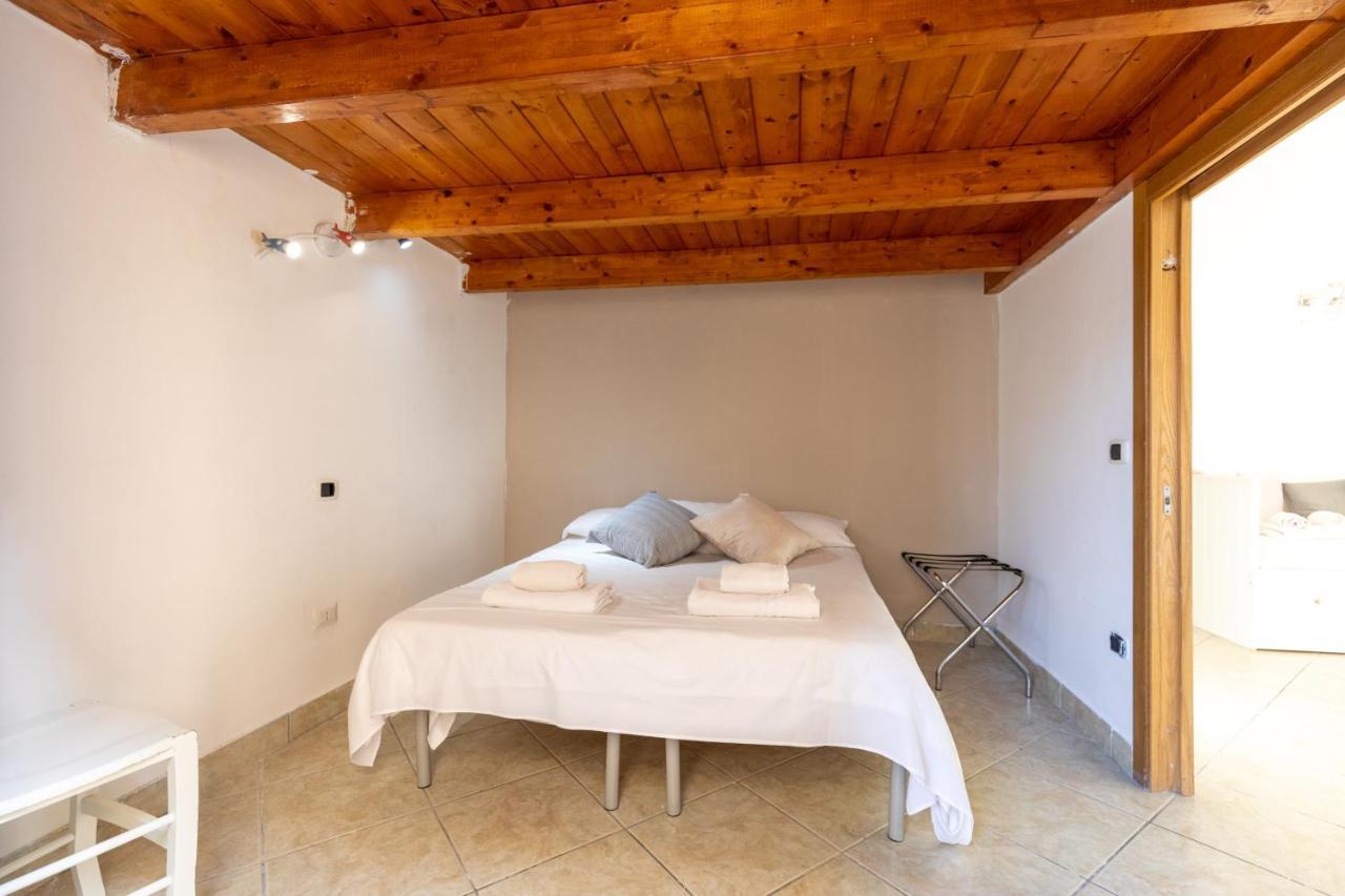 Apartment With Sea View With 2 Lifts Above Montesanto! Neapel Exterior foto